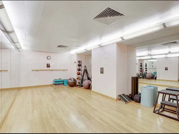 301 West 57th Street image 29 of 33