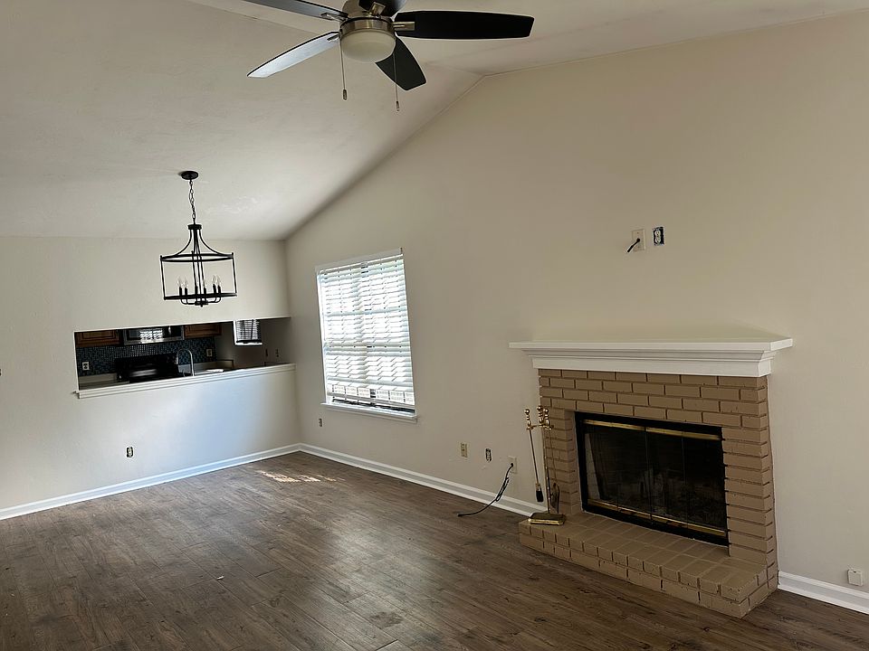 2nd image of 1118 Brafforton Dr