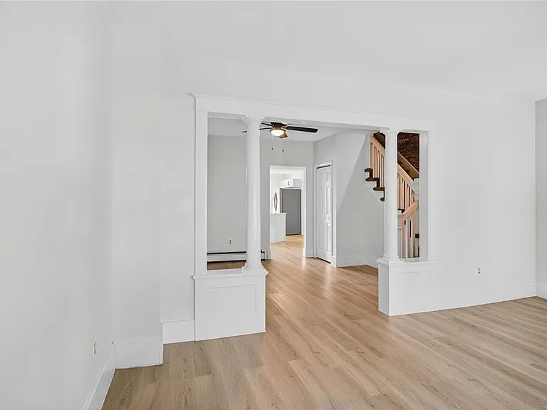 23 W Center St — Photo 8
