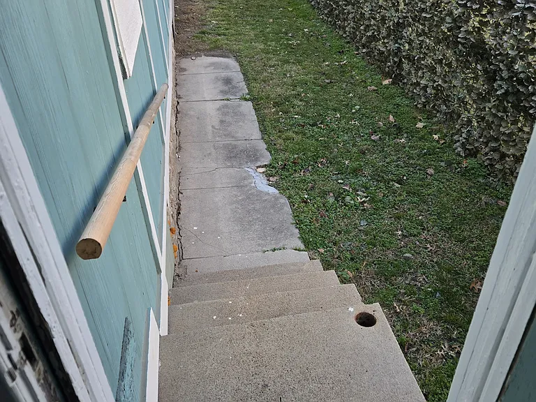 332 W Coler St #4 — Photo 10