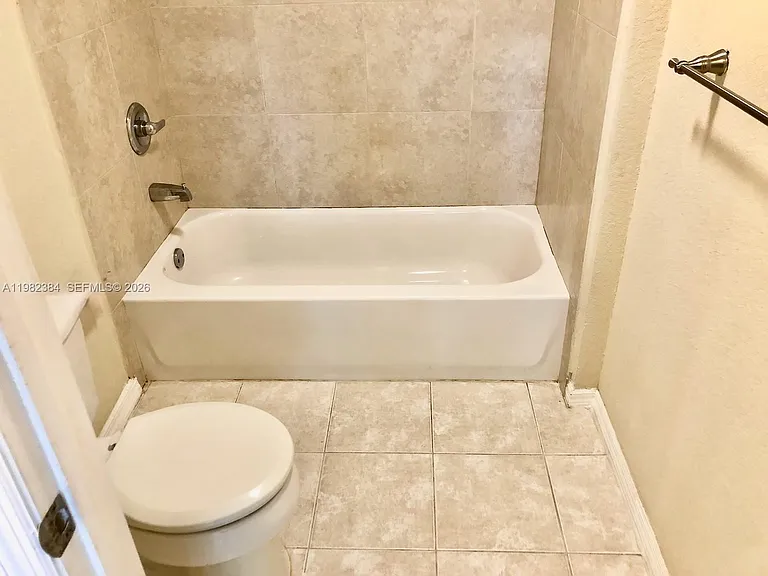 2557 Centergate Dr #103 — Photo 26