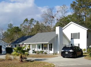 1 Meadowlark St, Beaufort, SC 29907