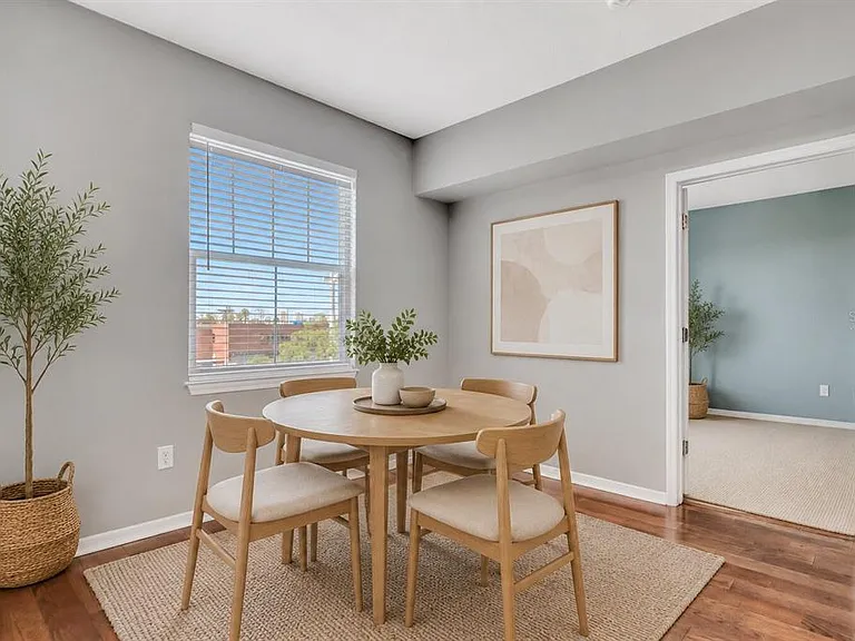 2010 E Palm Ave #15310 — Photo 6