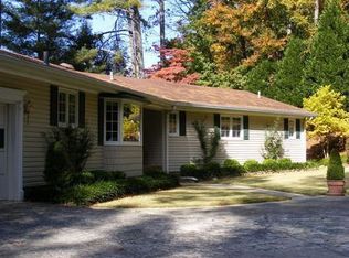 1709 Oakmont Pl, Dalton, GA 30720