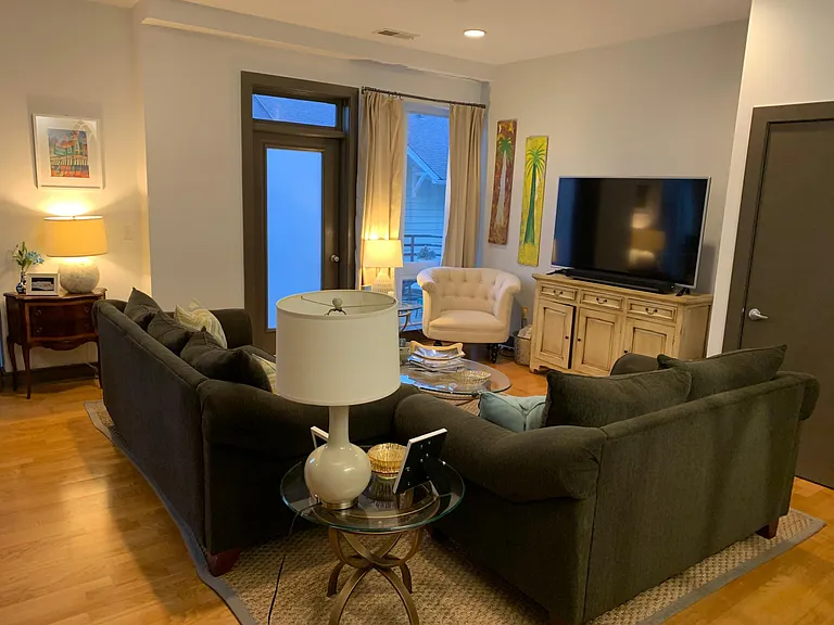 300 Magnolia Ave #203 — Photo 6