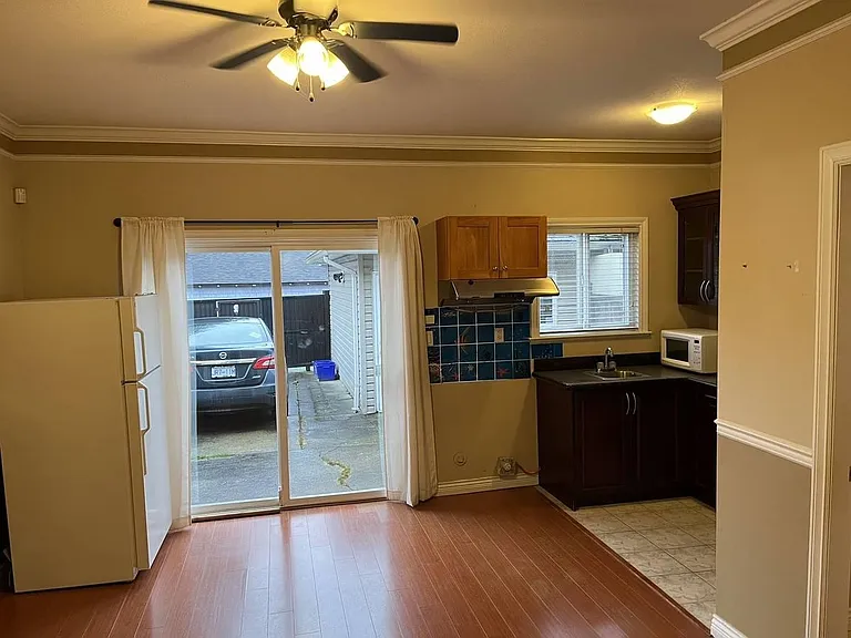 7000 Ramsay Ave — Photo 2
