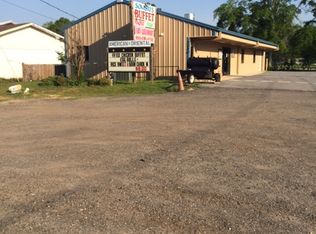 3240 Main St, Vernon, FL 32462