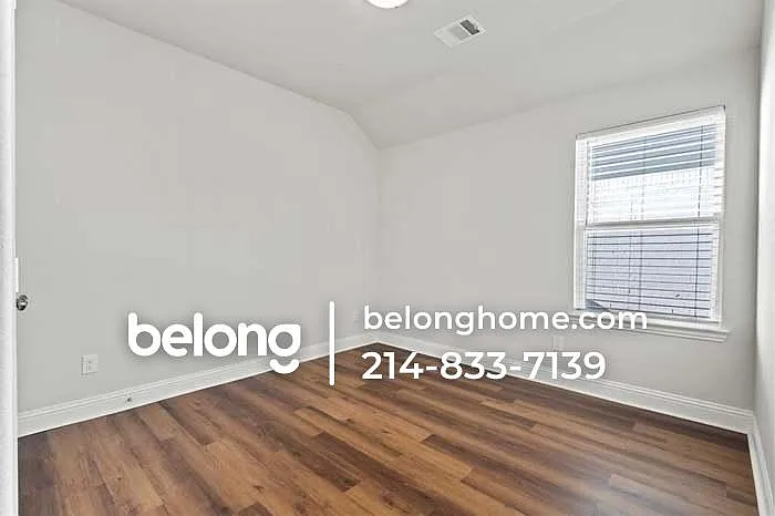 1733 Barnwood Trce — Photo 4