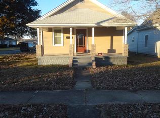 820 W Jackson St, Seymour, IN 47274
