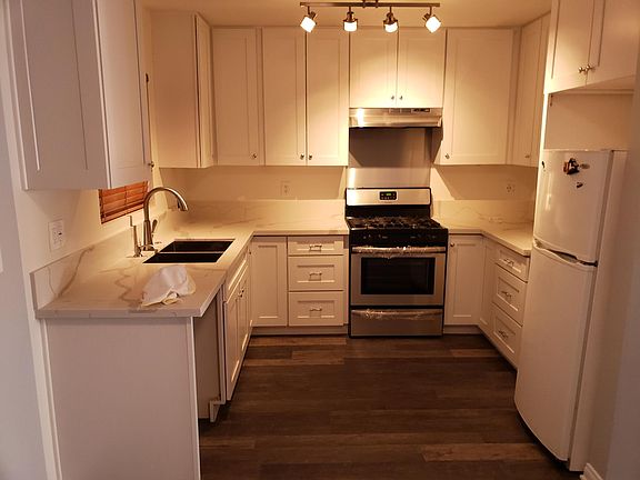 5th image of 14270 Dickens St APT 5