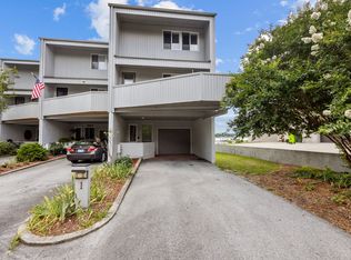 1 Batts Hill Rd, New Bern, NC 28562