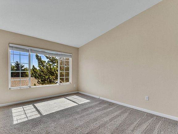 5th image of 1070 Opal St #204