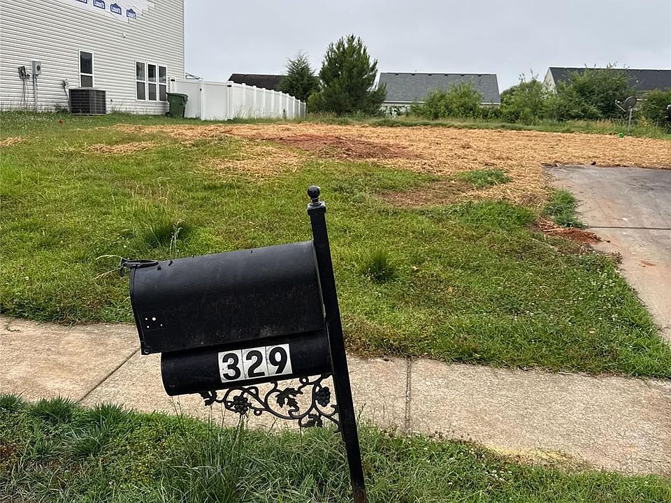 1st image of 329 Zander Woods Ct