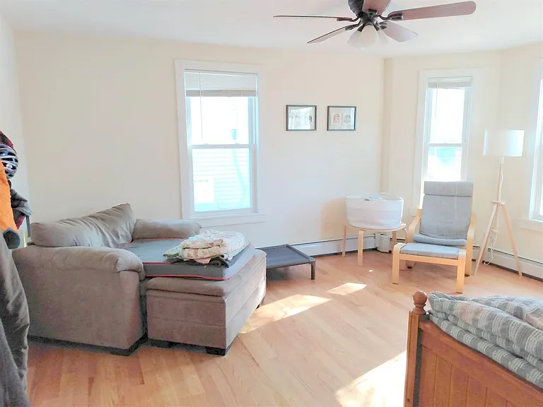 377 Columbia St #2 — Photo 8
