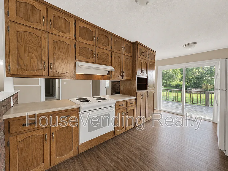 6204 Trailhead Cir — Photo 5