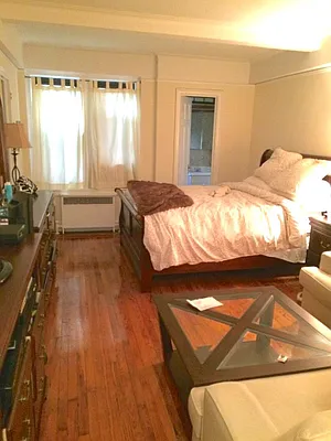 Rented by Meraki Realty LLC | media 14