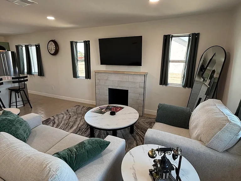 1323 W Speedway Blvd — Photo 14