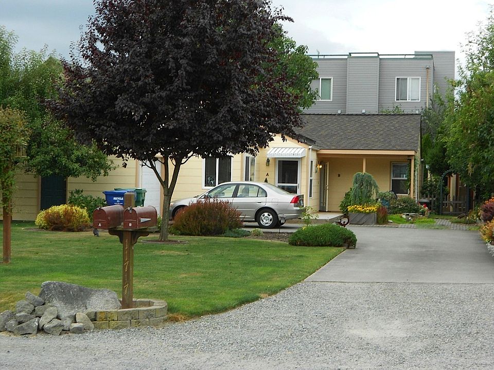 Driveway leading to duplex