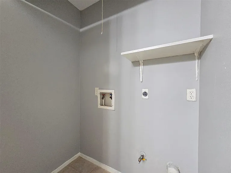 1811 Magnolia Dr #B — Photo 10