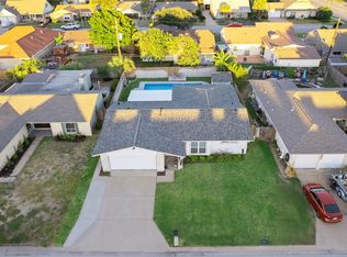 3508 80th St, Galveston, TX 77551