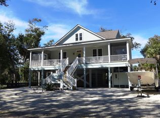 616 Jungle Rd, Edisto Island, SC 29438