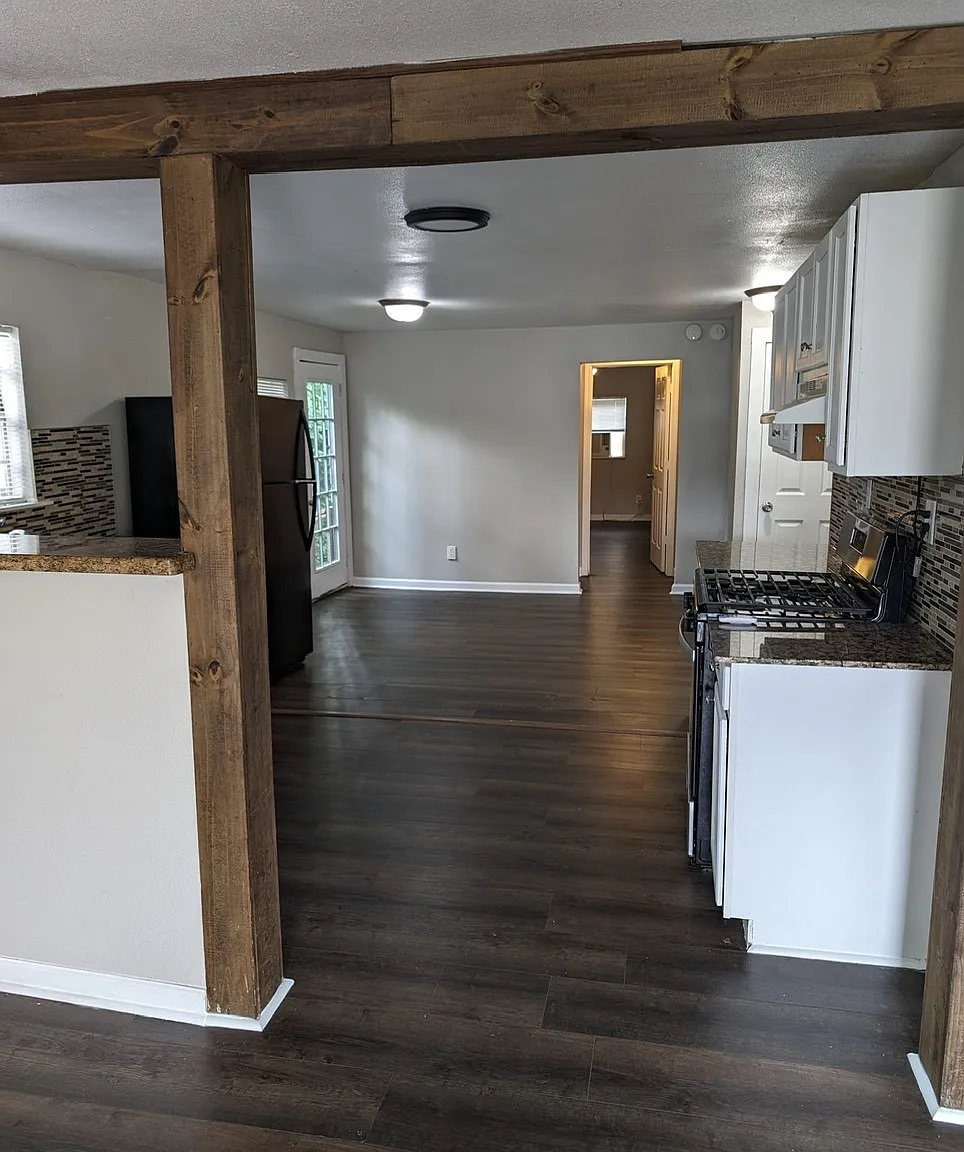 4 bed, 1769 sqft, $1,500 — Photo 3