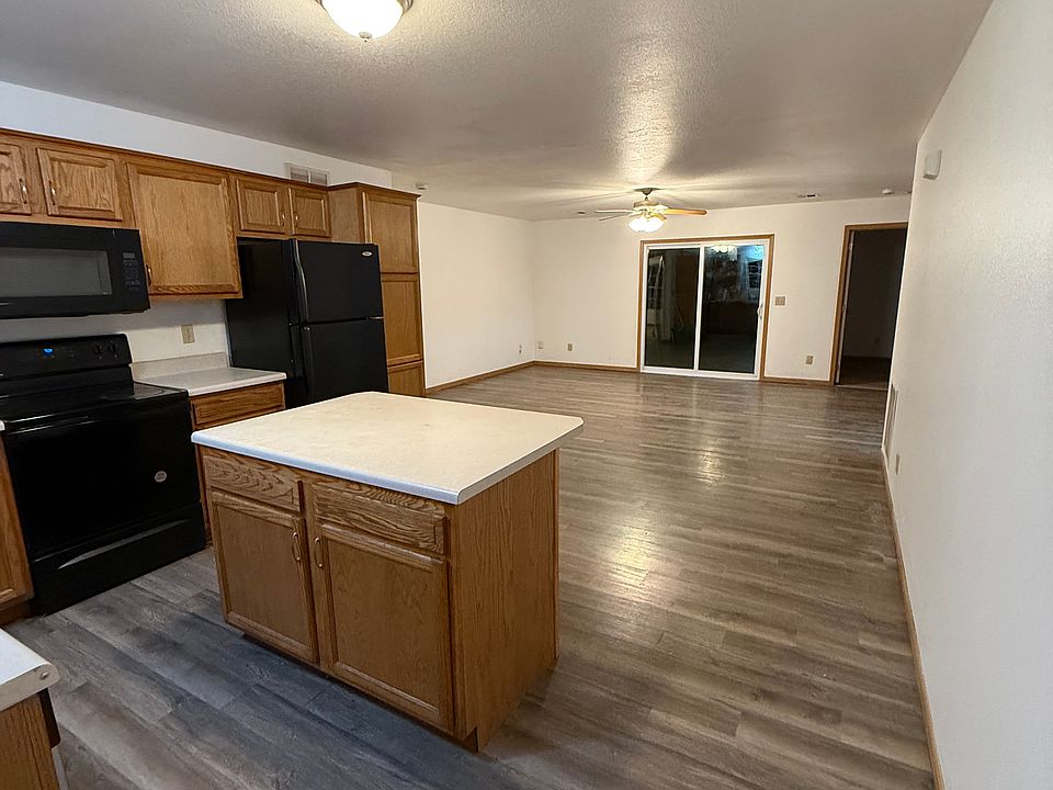 1st image of 2717 N Brookglen Cir