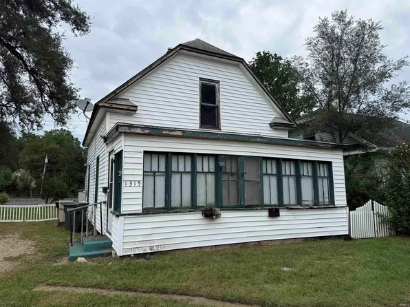 1315 E Indiana Ave, South Bend, IN 46613