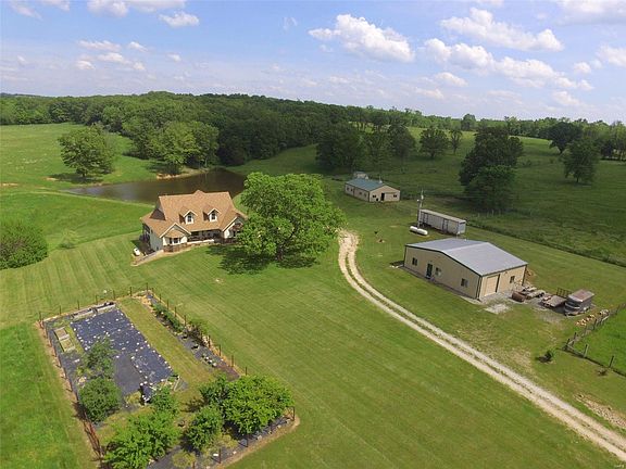 2nd image of 4908 Elk Creek Dr