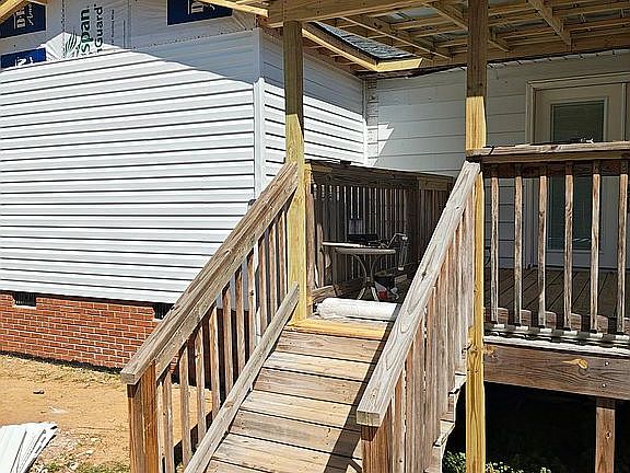 4th image of 683 Gibson Dr NW