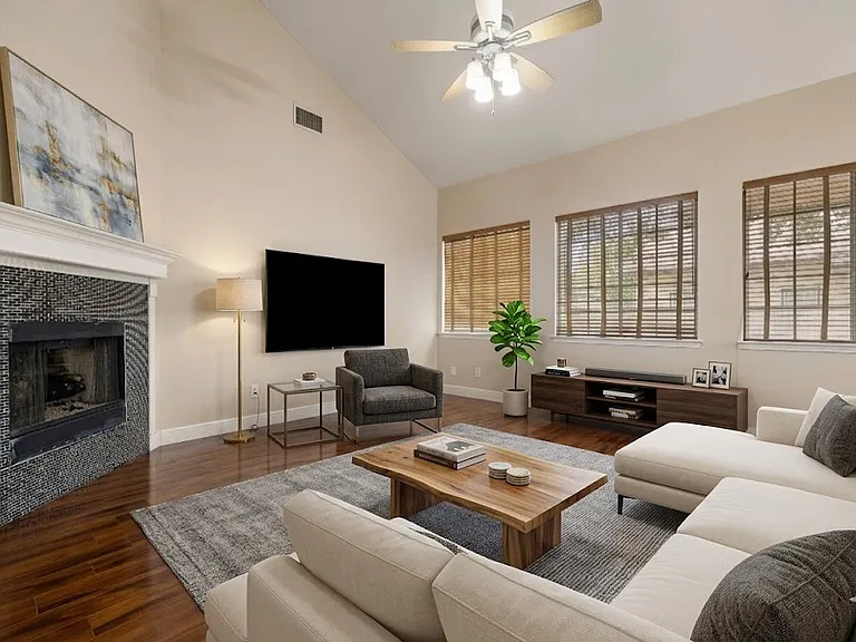 3955 Grayling Ln — Photo 18
