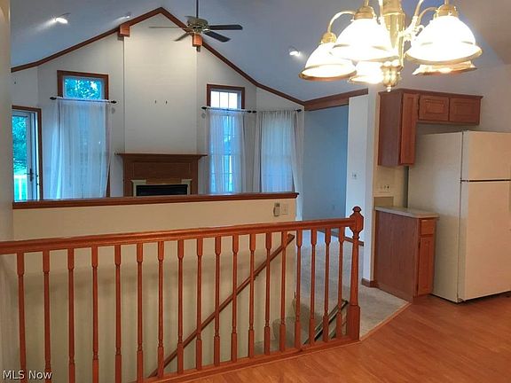5th image of 38 Coventry Ct