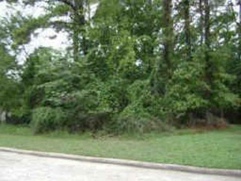 2nd image of 3311 Hemingway Dr