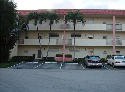 1st image of 9923 S Hollybrook Lake Dr APT 108