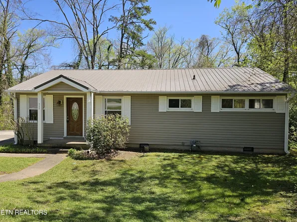 122 Alger Rd, Oak Ridge, TN 37830