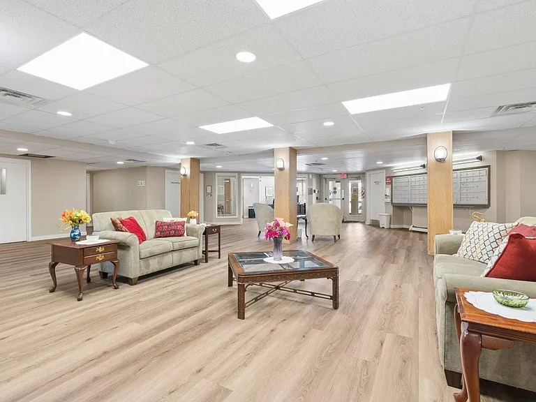 Town Centre Senior Apartments — Photo 8