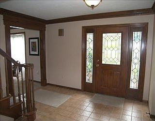 4th image of 1624 King James Dr