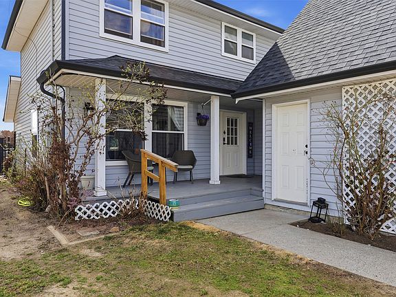 3rd image of 863 Wawn Rd