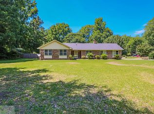 301 Spring Creek Rd, Goldsboro, NC 27534