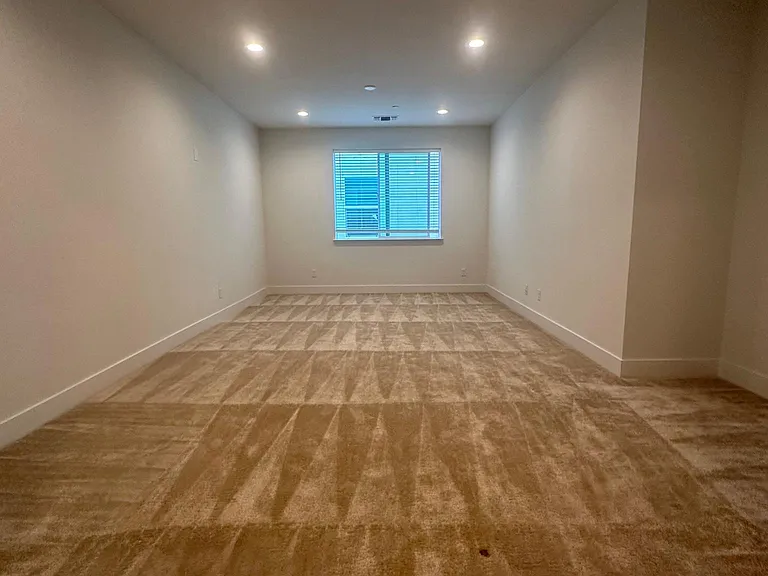 2918 Turner Ave — Photo 46