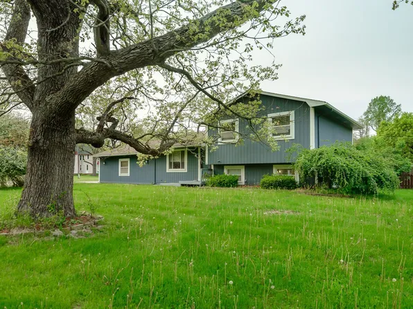 39100 Barth St, Romulus, MI 48174