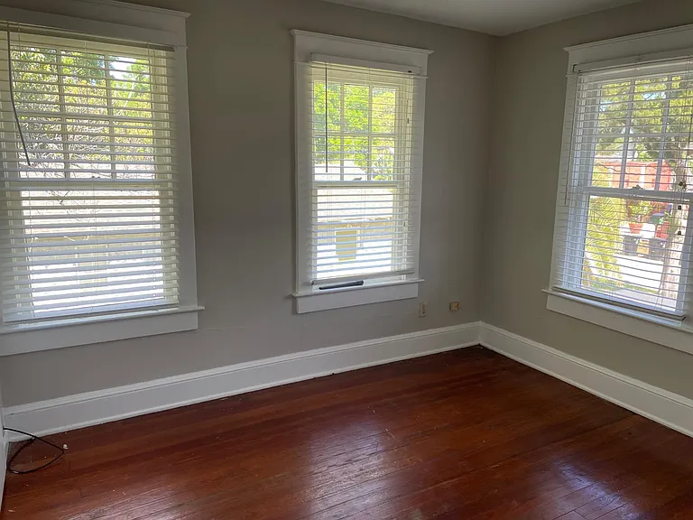 1243 Ridgewood St — Photo 6