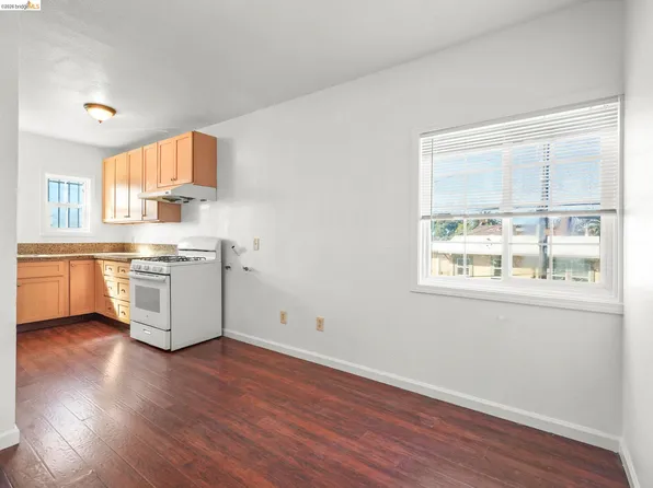 400 Bissell Ave #402, Richmond, CA 94801
