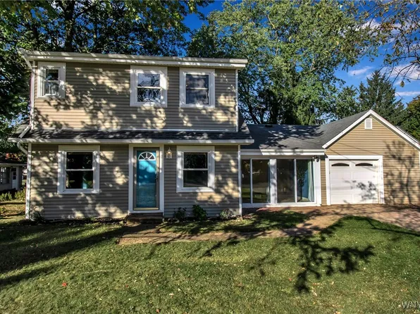 6612 Wellington Dr, Derby, NY 14047