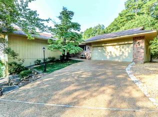 75 Medina Pl, Hot Springs, AR 71909