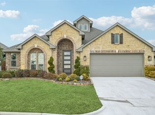 121 Emperor Oak Ct, Balch Springs, TX 75181