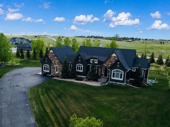 107 NE Willow Creek Smt, Rocky View County, AB T3R 0K3