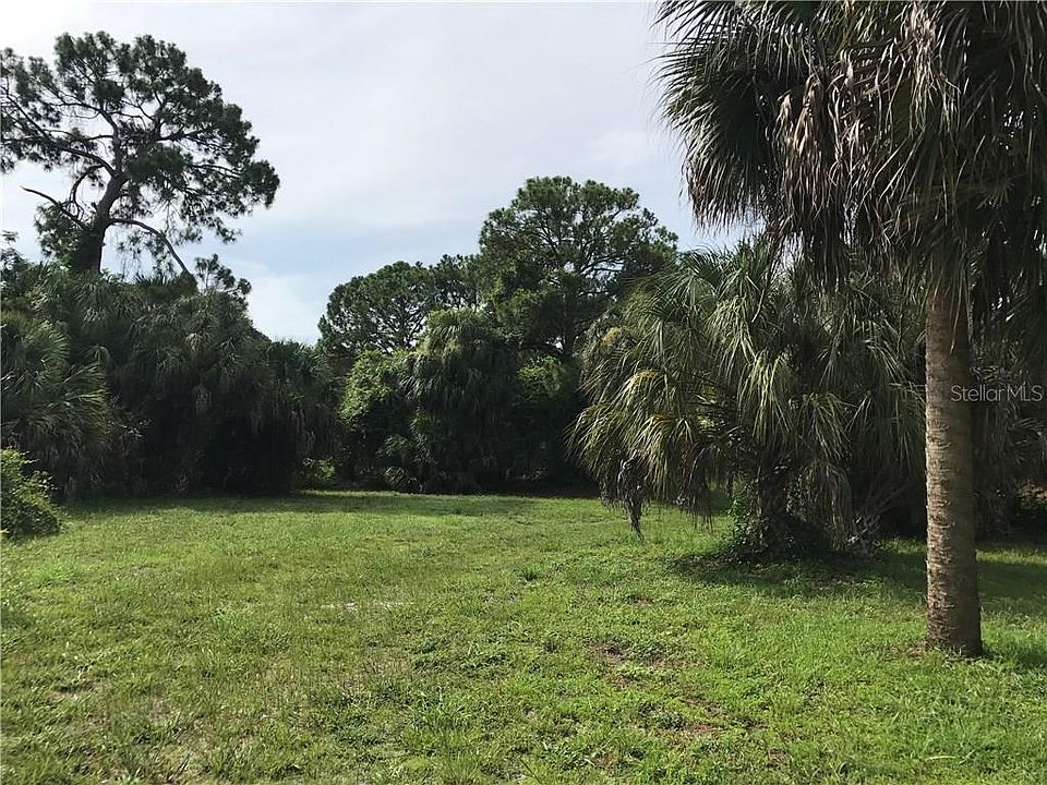 2nd image of 15051 Dania Ave