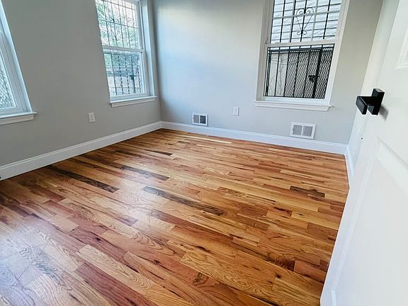 5th image of 162 S 12th St #1