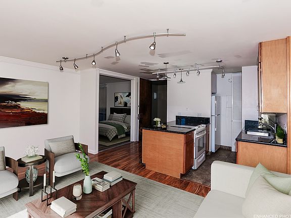 4th image of 320 Liliuokalani Ave APT 702